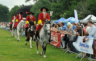 The Dragoons thrill the crowd with musketry, sabres and cannon fire!